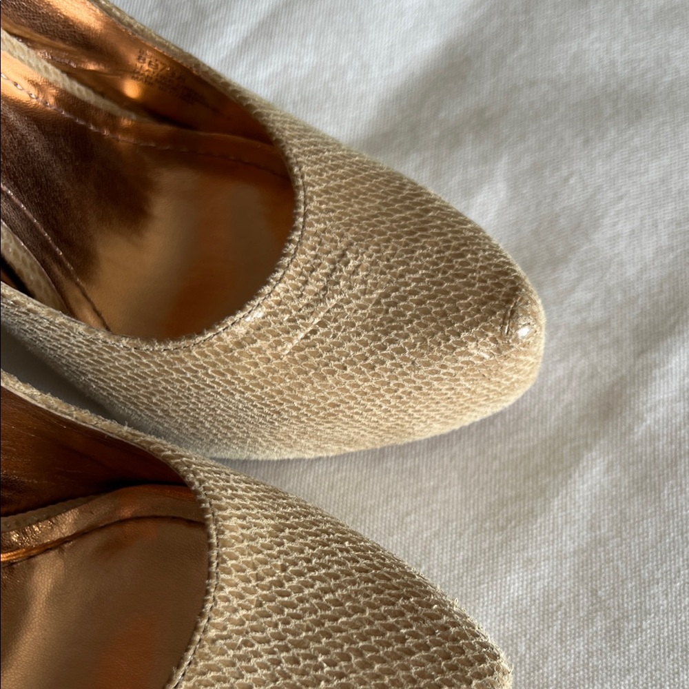 Bcbgeneration Platform Heels - image 6